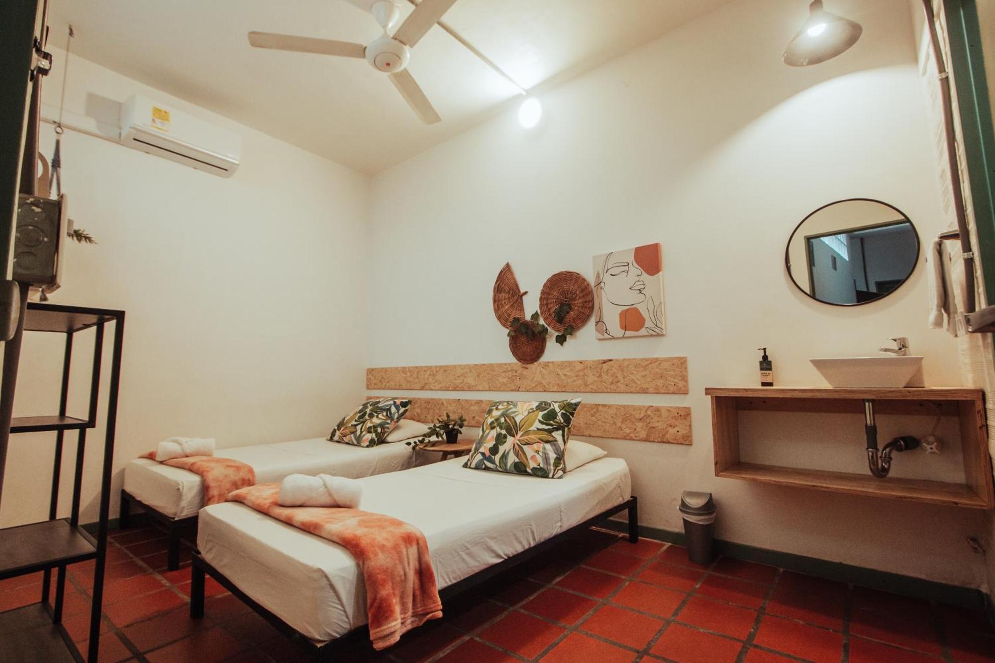 Centro Hostel ميديلين المظهر الخارجي الصورة