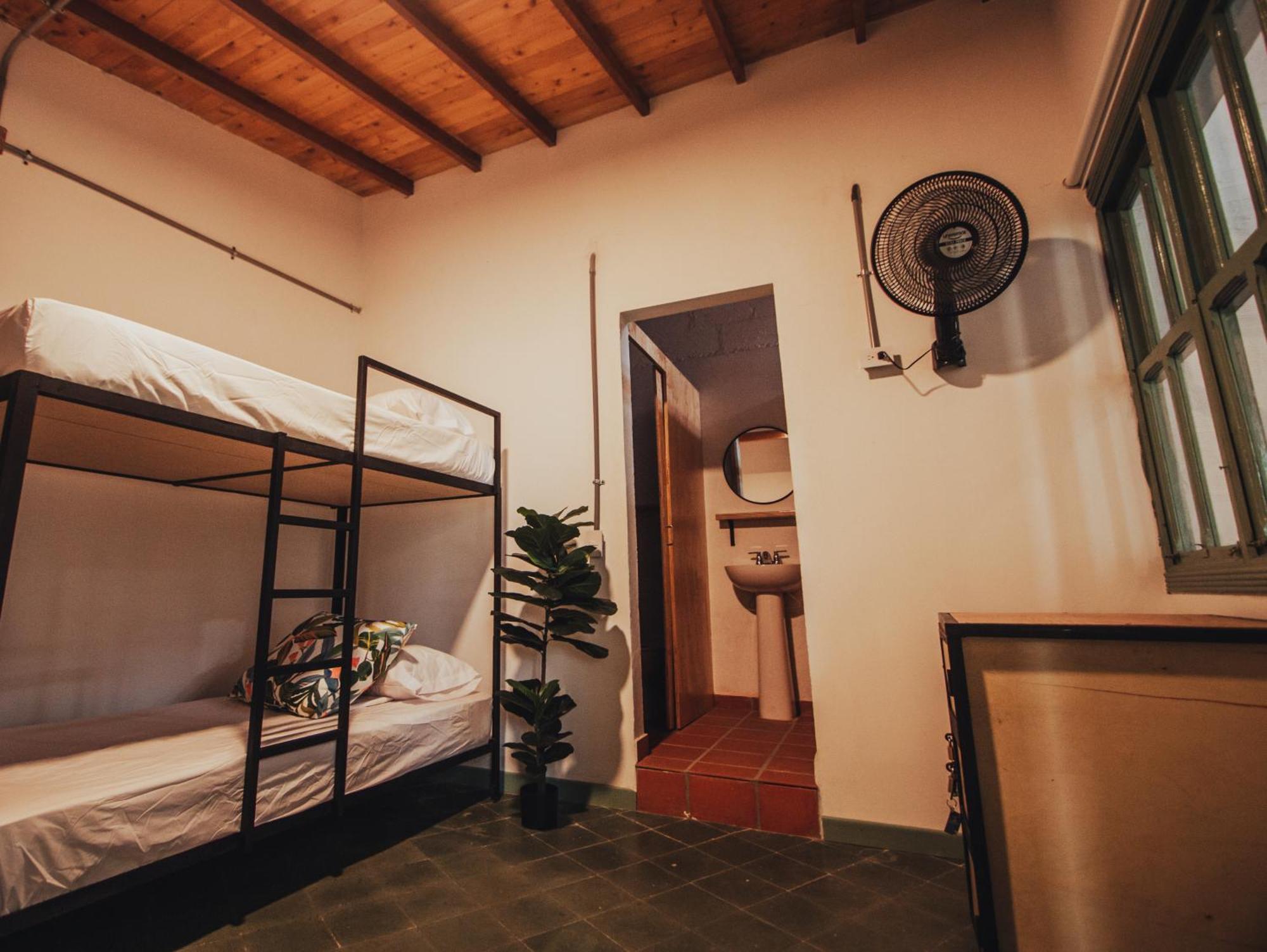 Centro Hostel ميديلين المظهر الخارجي الصورة